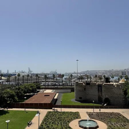 Retreat Near Canteras Vakantiehuis Las Palmas
